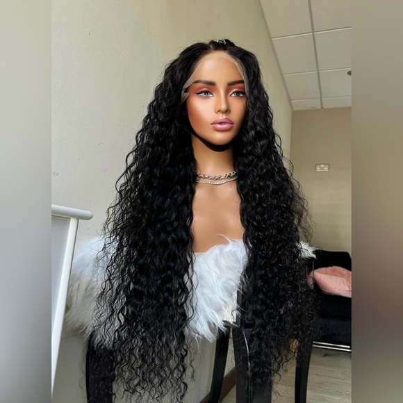 Luxurious Black Curly Wig